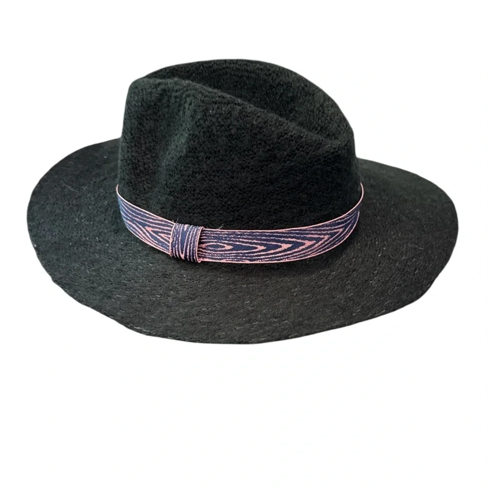 🔵 Women’s Black Wool Fedora with Pink & Navy Band 21-22” circumference